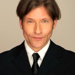 Crispin Glover Crispin Glover składa świąteczne życzenia po polsku