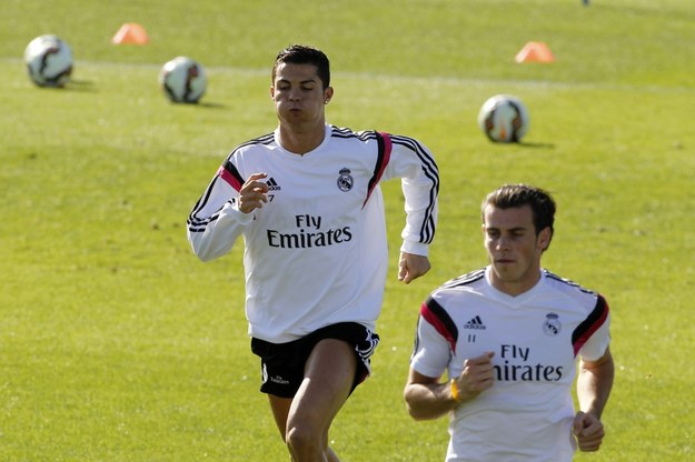 Cristiano Ronaldo i Gareth Bale podczas treningu /KIKO HUESCA /PAP/EPA