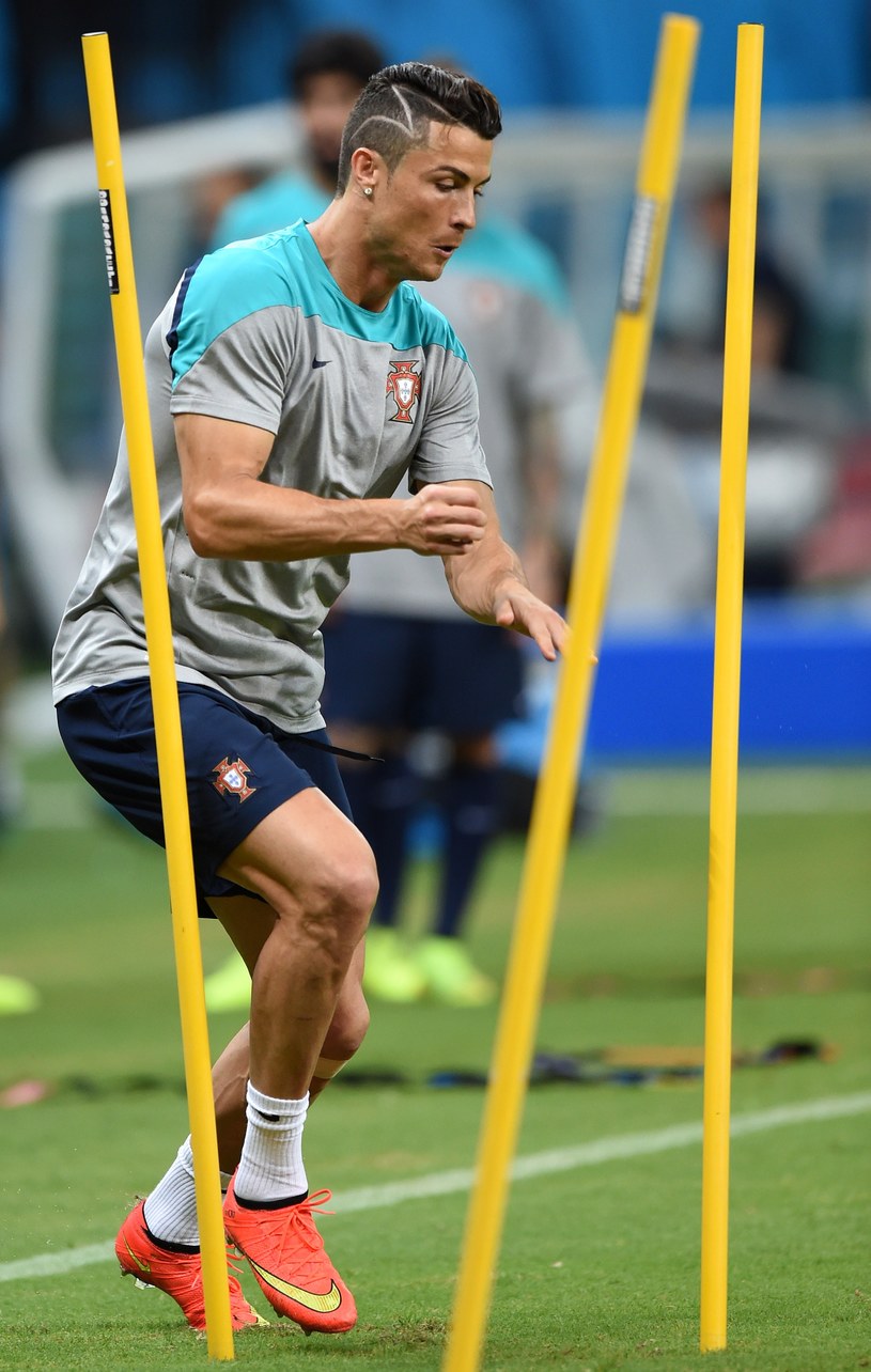 Mś 2014 Ronaldo Z Nową Fryzurą Gotowy Na Mecz Z Usa Sport W