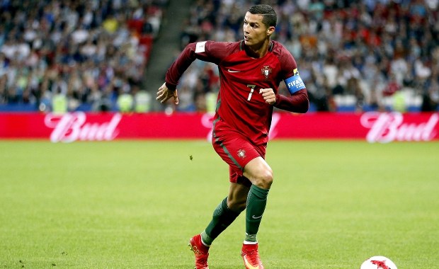 Cristiano Ronaldo został ojcem bliźniąt. Zobaczcie Evę i Mateo!