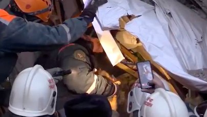 Cud w Magnitogorsku. Spod gruzów wyciągnięto żywe niemowlę