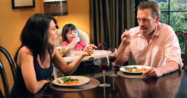 Cuddy (Lisa Edelstein) i House (Hugh Laurie) w scenie z siódmego sezonu serialu /materiały prasowe