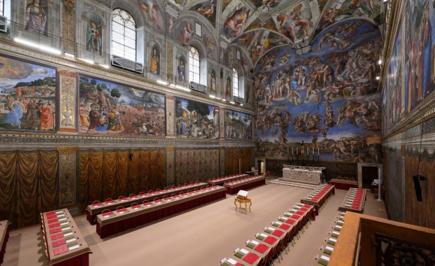 Cum clave, pontifex i kardynałowie nad ziemią. Kaplica Sykstyńska już gotowa