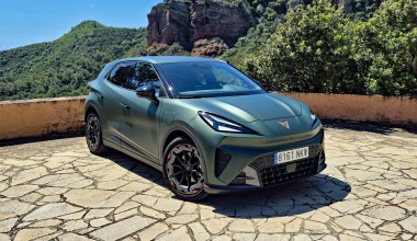 Cupra Raval to prawdziwy elektryczny hot hatch. Ale nie za 100 tys. zł