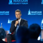 CV wywołało skandal na cały kraj. Rumuński minister obrony stracił stanowisko