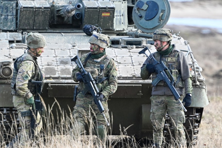 Ćwiczenia BRILLIANT JUMP 2024 na poligonie w Drawsku Pomorskim /Marcin Bielecki /PAP