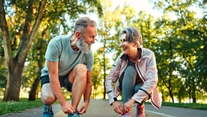 Ćwiczenia fizyczne przestrajają mózg. Wzmacniają mięśnie także przez głowę