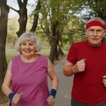 Ćwiczenia idealne dla seniorów. Tak zadbasz o zdrowie i zgubisz zbędne kilogramy 
