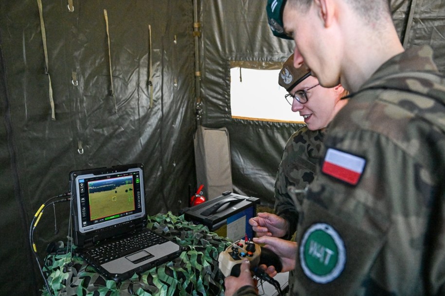 Ćwiczenia w Ośrodku Szkolenia Poligonowego Wojsk Lądowych - Dęba w Nowej Dębie, wrzesień 2025 r. /Darek Delmanowicz /PAP