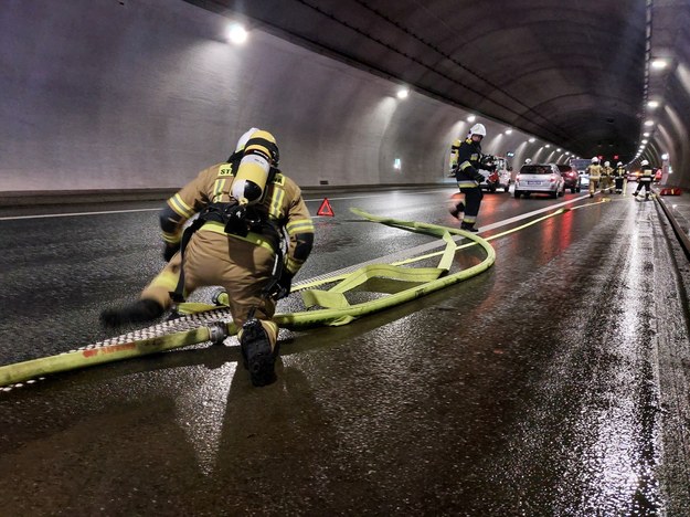 Ćwiczenia w tunelu pod Zakopianką /GDDKiA Kraków /GDDKiA