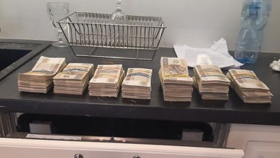 Cyberpolicjanci z Warszawy rozbili międzynarodową grupę przestępczą