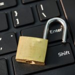 Cyberprzestępca wie, jak cię zmanipulować. Sprawdź, czy twoje hasła są bezpieczne