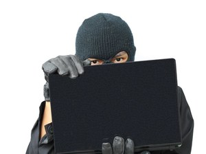 Cyberprzestępcy coraz sprawniej kradną nasze pieniądze