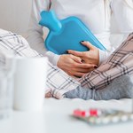 Cykl miesiączkowy a samopoczucie. Jak menstruacja wpływa na nastrój i urodę?