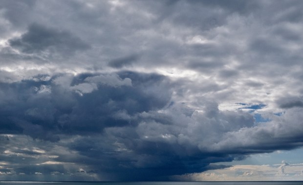 Cyklon Harry nadciąga. Władze Sycylii apelują do mieszkańców