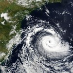 Cyklon i antycyklon - co to jest i czym się różnią?