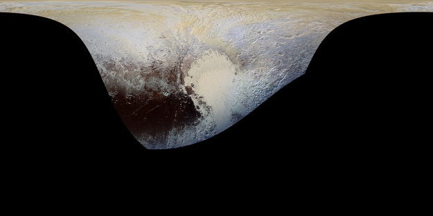 Cylindryczna projekcja mapy Plutona, wykonanej kamerą MVIC //NASA/JHUAPL/SWR /Materiały prasowe