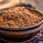 Cynamon i jego zastosowania: Odstraszy mole i mrówki, wzmocni rośliny