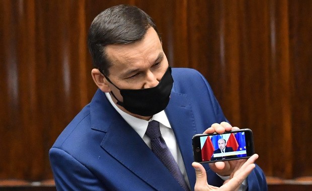 „Cyrk na mównicy”. Premier odtwarza nagranie z Budką, a Dziambor z Morawieckim