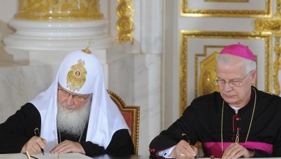 Cyryl I i abp Michalik podpisali wspólne przesłanie do obu Kościołów
