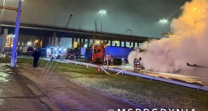 Cysterna płonęła, zginął kierowca. Tragedia w gdyńskim terminalu