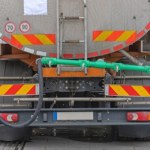 Cysterna wzbudziła podejrzenia mieszkańców. Niebezpieczny kwas miał trafić do kanalizacji