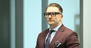 "Czara się przelała". Łukasz Mejza przestał być członkiem klubu PiS