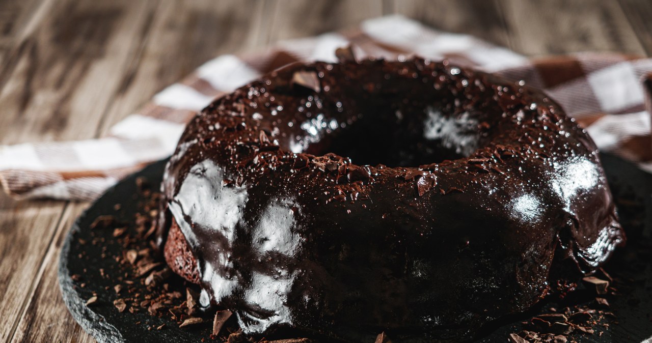 Czarna babka z czekoladą jest inna niż wszystkie babki /raminaj /123RF/PICSEL