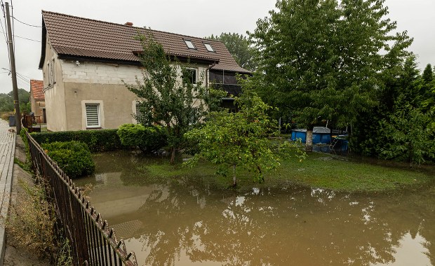 ​Czarna Woda wystąpiła z koryta. Sytuacja jest coraz trudniejsza