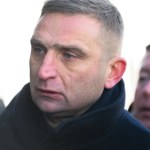 Robert Bąkiewicz Czarne chmury nad Bąkiewiczem. Sprawą słupa granicznego zajmie się prokuratura