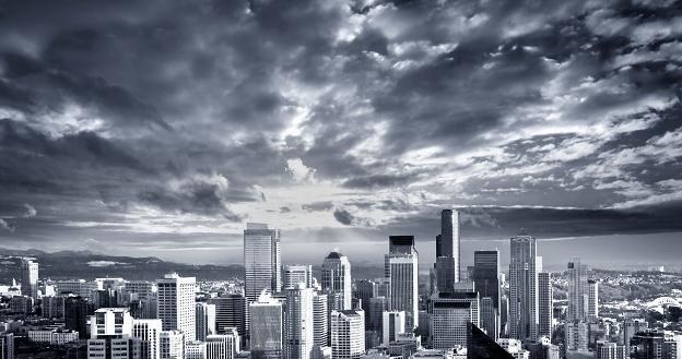 Czarne chmury nad gospodarką USA (i nad Seattle) /&copy;123RF/PICSEL