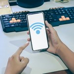 Czarne dziury Wi-Fi w mieszkaniu. Jak sobie poradzić z martwymi strefami?