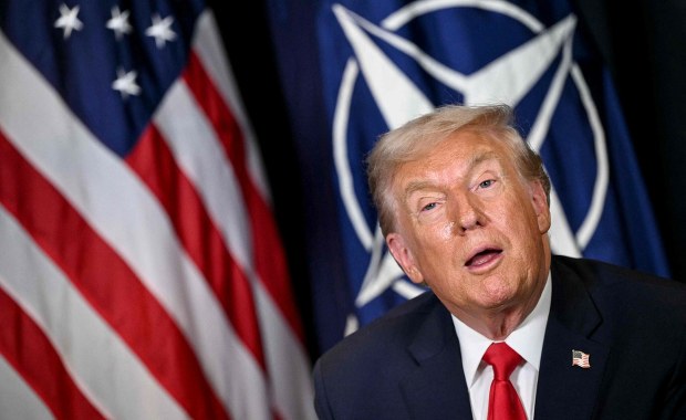 Czarne scenariusze. Tak Trump może wyprowadzić USA z NATO
