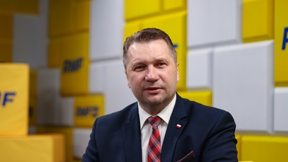 Czarnek: Nie będę dawał pieniędzy naukowcom, którzy obrażają Polaków