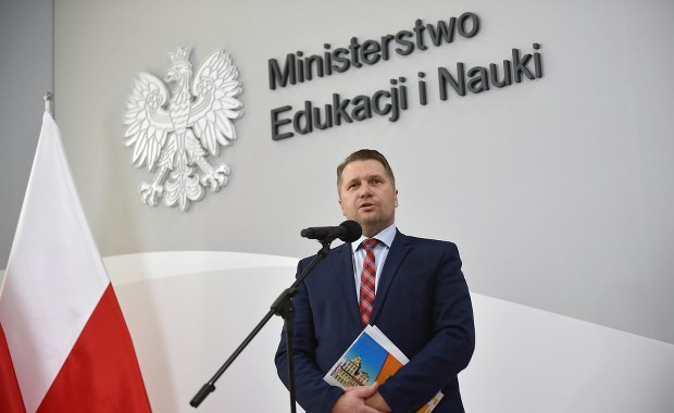 Czarnek: Nie będzie obowiązkowych szczepień przeciw Covid-19 dla dzieci powyżej 12 lat