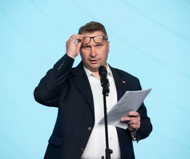Czarnek ujawnił dane z umowy Nawrockiego. Sprawą zajmie się UODO