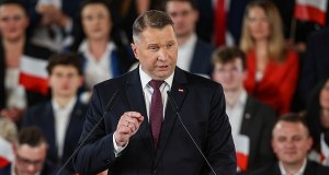 Czarnek zwrócił się do Tuska. "Pusty łbie"