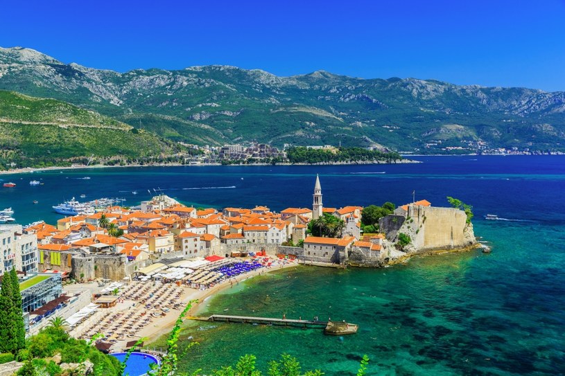 Czarnogóra. Powierzchnia kraju zajmuje niespełna 14 tys. km2 /123RF/PICSEL