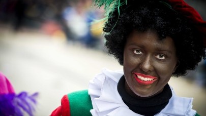 Czarnoskóry pomocnik Mikołaja. "To rasizm"