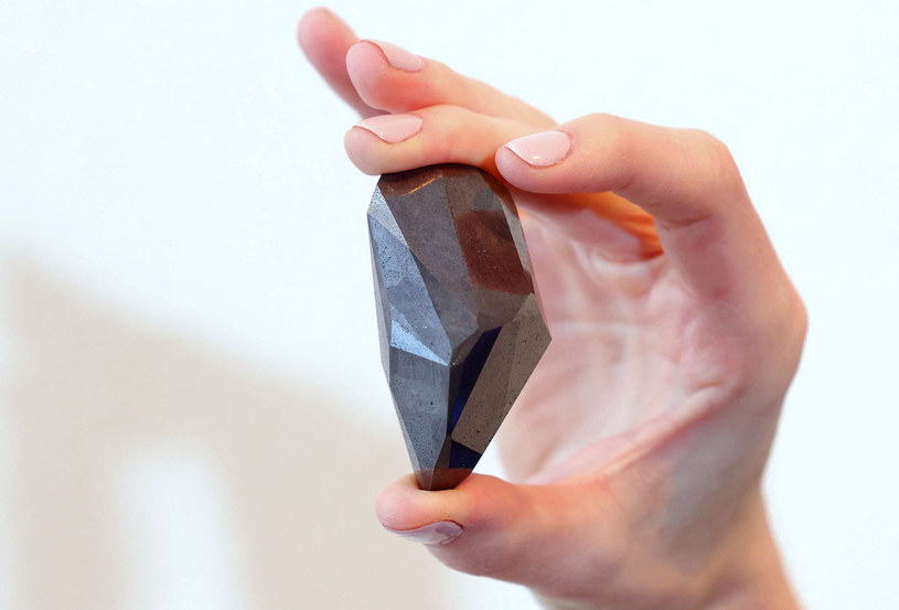 Czarny diament sprzedany za ponad 3 miliony funtów /AFP