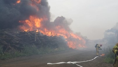 Czarny dym nad Katowicami. Pożar w mieście