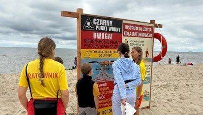 "Czarny punkt wodny". Nowe tablice pojawiły się nad Bałtykiem