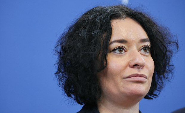 Czarzasty tłumaczy "kilometrówki" Żukowskiej: Ma dużo wyjazdów