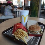 Czas inflacji. McDonald's mocno podnosi ceny. O ile?