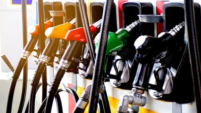 Czechy wdrażają własną tarczę antyinflacyjną. Obniżają akcyzę na paliwa