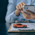 Czego potrzebuję, żeby sprzedać auto? Kluczowe dokumenty i procedury