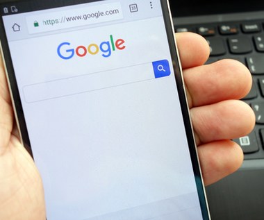 Czego Rosjanie szukają w Google? Sposobów na... ucieczkę z kraju