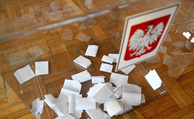 Czeka nas podwójny wydatek na karty do głosowania?