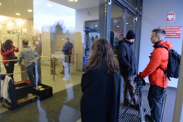 Czekający na wejście do Instytutu Pamięci Narodowej /Jacek Turczyk /PAP