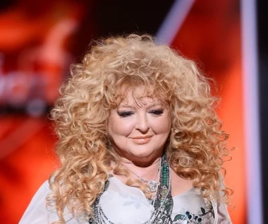 "Czekam w TVN": Piosenka promująca spot TVN. Kto ją napisał i kto w niej śpiewa? 